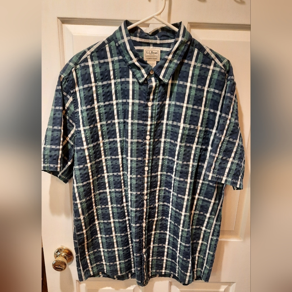 L.L.Bean Shirt Large Slightly Fitted Short Sleeve Button Down Green/Blue Plaid